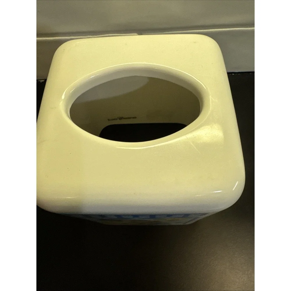 KAREN COMERFORD Tissue Box‎ Cover Country Flower Pattern Plastic